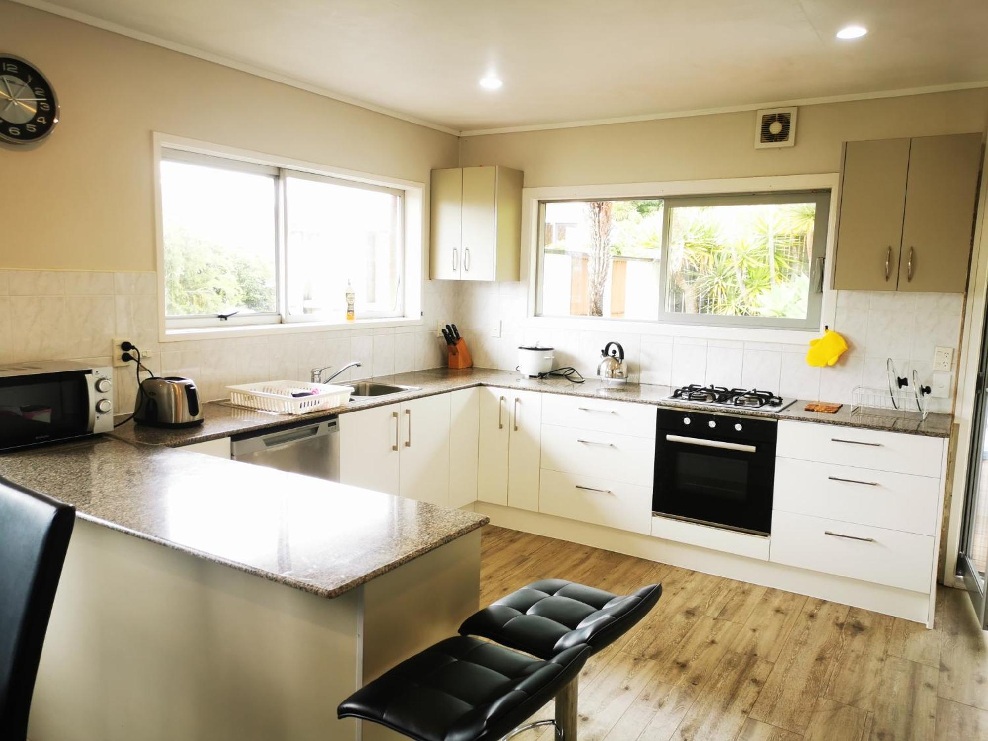 Sunshine Hillcrest Home Auckland Bagian luar foto